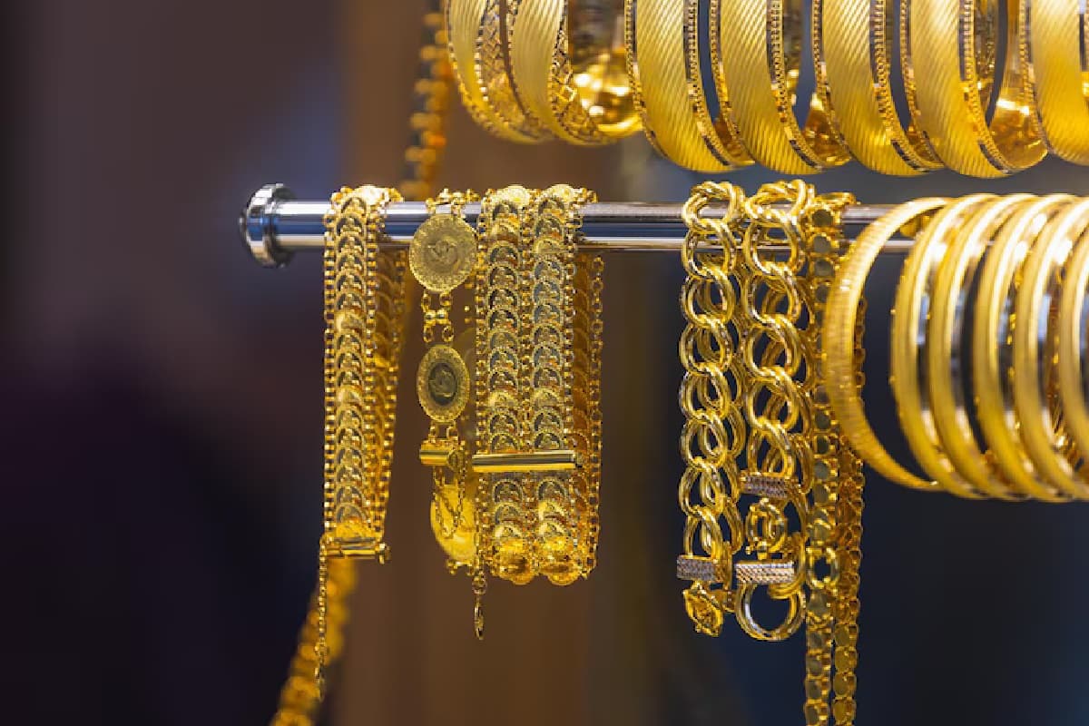 अमेरिका-चीन ट्रेड वार में राहत से सोना हुआ सस्ता, कीमतों में 3,400 रुपये की बड़ी गिरावट