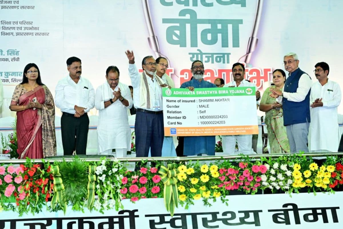 Hemant Soren Gift: हेमंत सोरेन की अधिवक्ताओं को बड़ी सौगात, यह योजना शुरू करनेवाला देश का पहला राज्य बना झारखंड