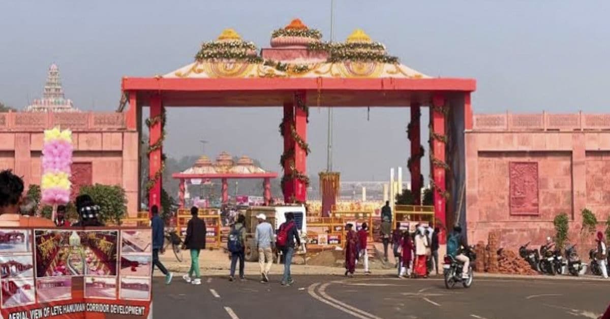 महाकुंभ में बन रहे हनुमान मंदिर कॉरिडोर का निर्माण कार्य आखिर क्यों सेना ने कराया बंद, जानिए वजह?