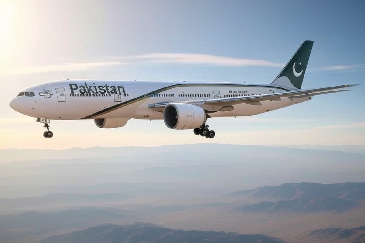 Pakistan Close Airspace: भारत के एक्शन से सहमा पाकिस्तान, लाहौर-कराची एयरस्पेस एक महीने के लिए बंद