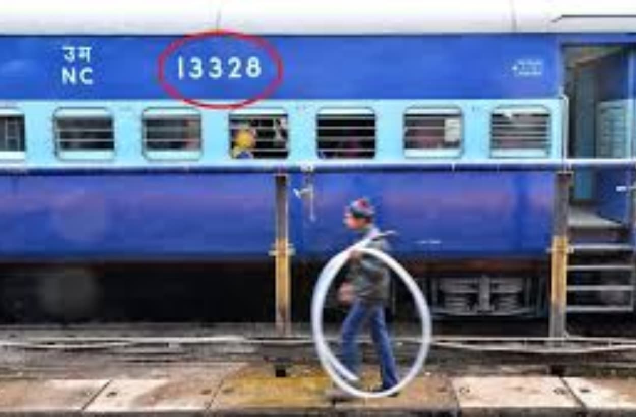 ट्रेन के डिब्बे पर लिखे 5 अंक बताते हैं बड़ी बात, जानिए पूरा सीक्रेट