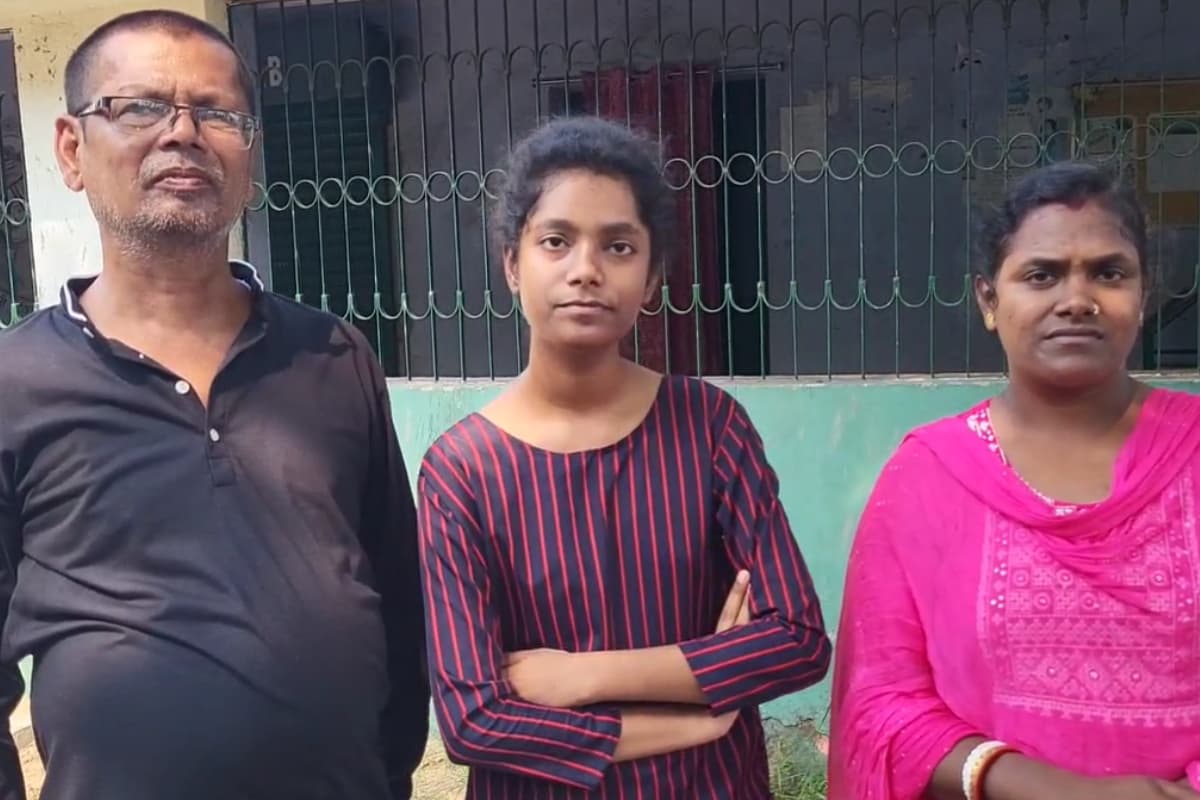 JAC 12th Science Topper 2025: मजदूर की बेटी अंकिता दत्ता बनी राज्य की टॉपर, गोविंदपुर का नाम किया रोशन