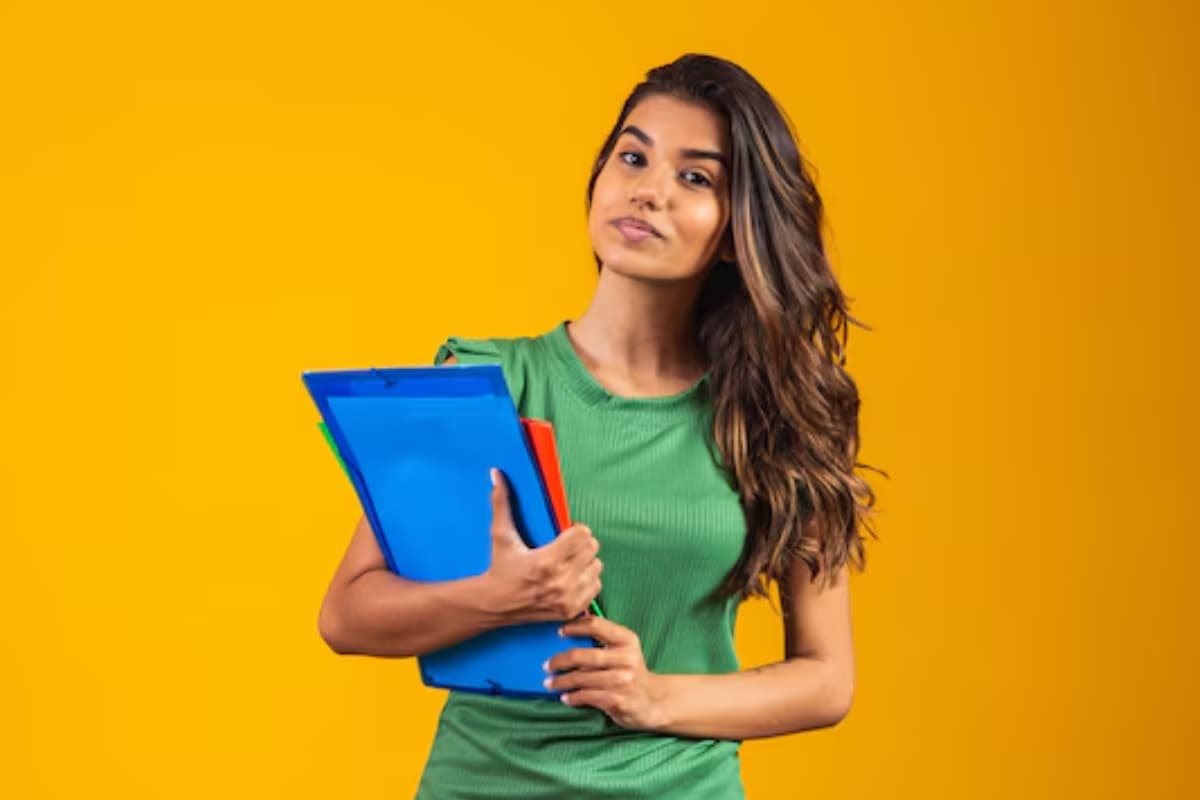 JEE NEET Syllabus: जेईई, नीट, सीयूईटी जैसी परीक्षाओं का सिलेबस कौन तय करता है? जानिए पूरी प्रक्रिया