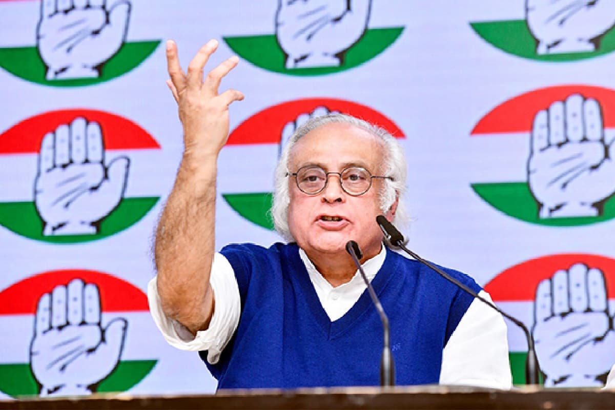 Congress: विदेश में प्रतिनिधिमंडल भेजने की बजाय आतंकियों को पकड़ने का काम करे सरकार