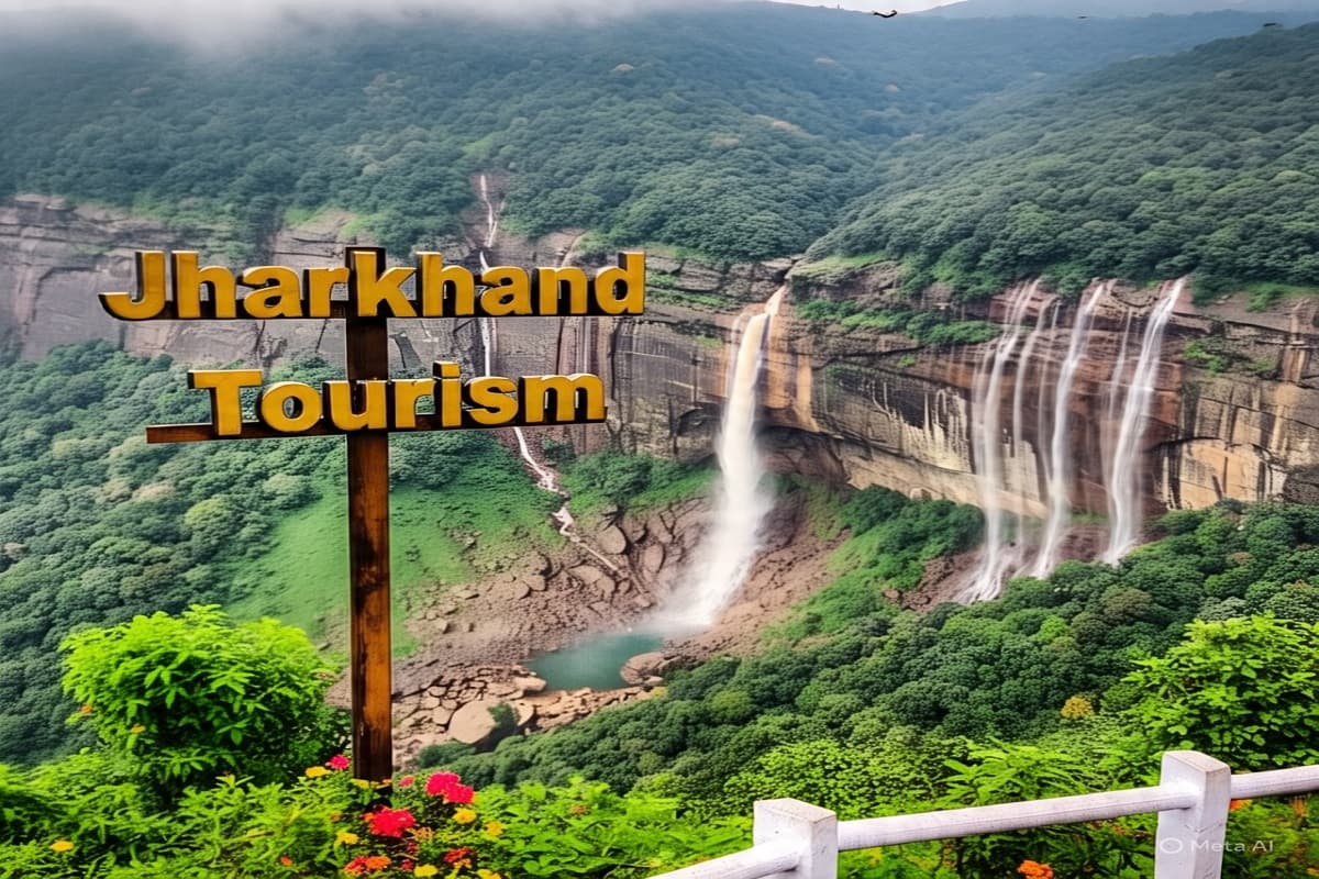 सैलानियों के लिए स्वर्ग है झारखंड, सालभर में पहुंचे 6.43 करोड़ पर्यटक, ये जिला है विदेशियों की पहली पसंद