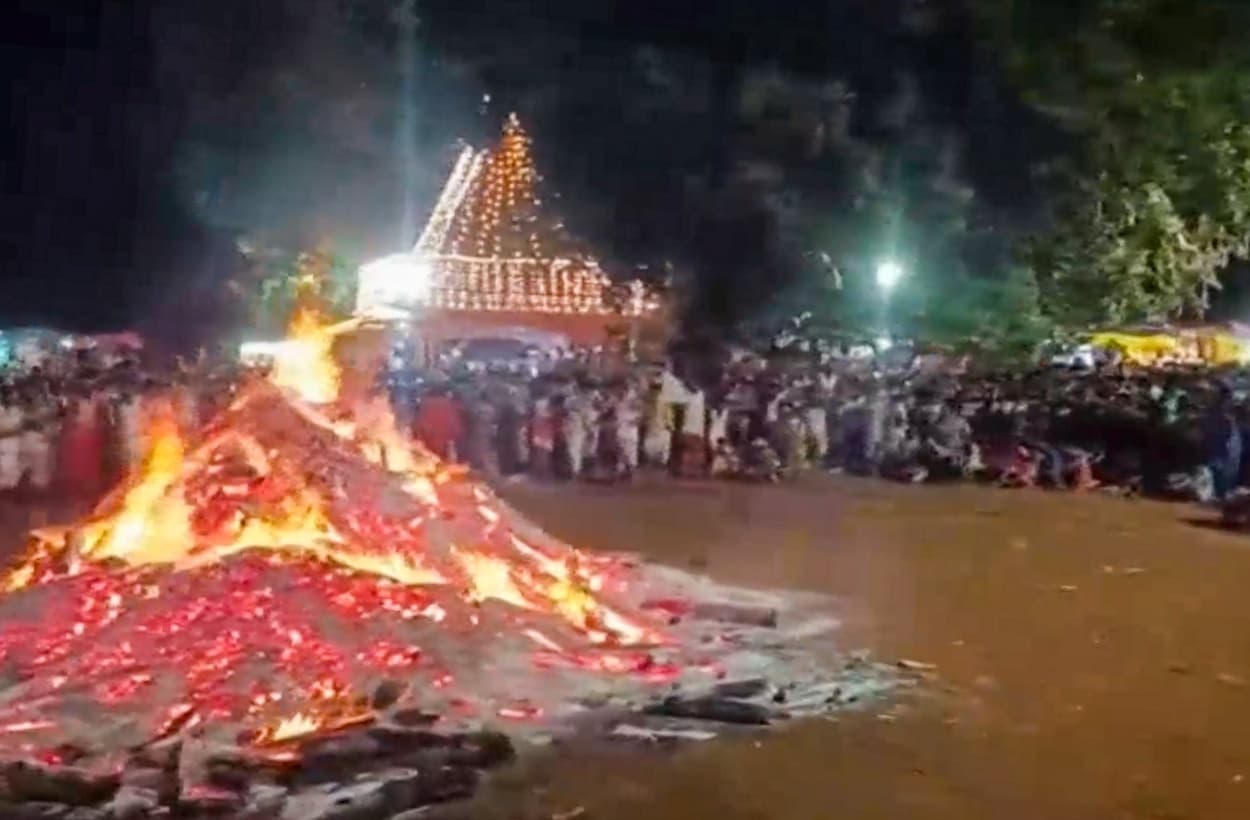 Lairai Devi Temple Stampede: गोवा में श्री लैराई जात्रा के दौरान बड़ा हादसा, 6 की गई जान, कई घायल