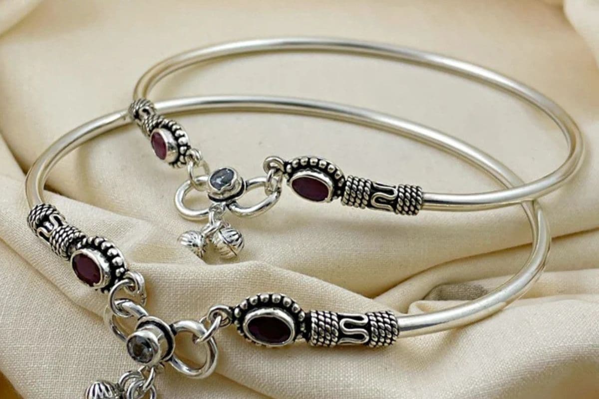 Latest Silver Anklet Kada Payal Designs: पायल की छन-छन से धड़केगा साजन का दिल,देखें लेटेस्ट फैशन ट्रेंड