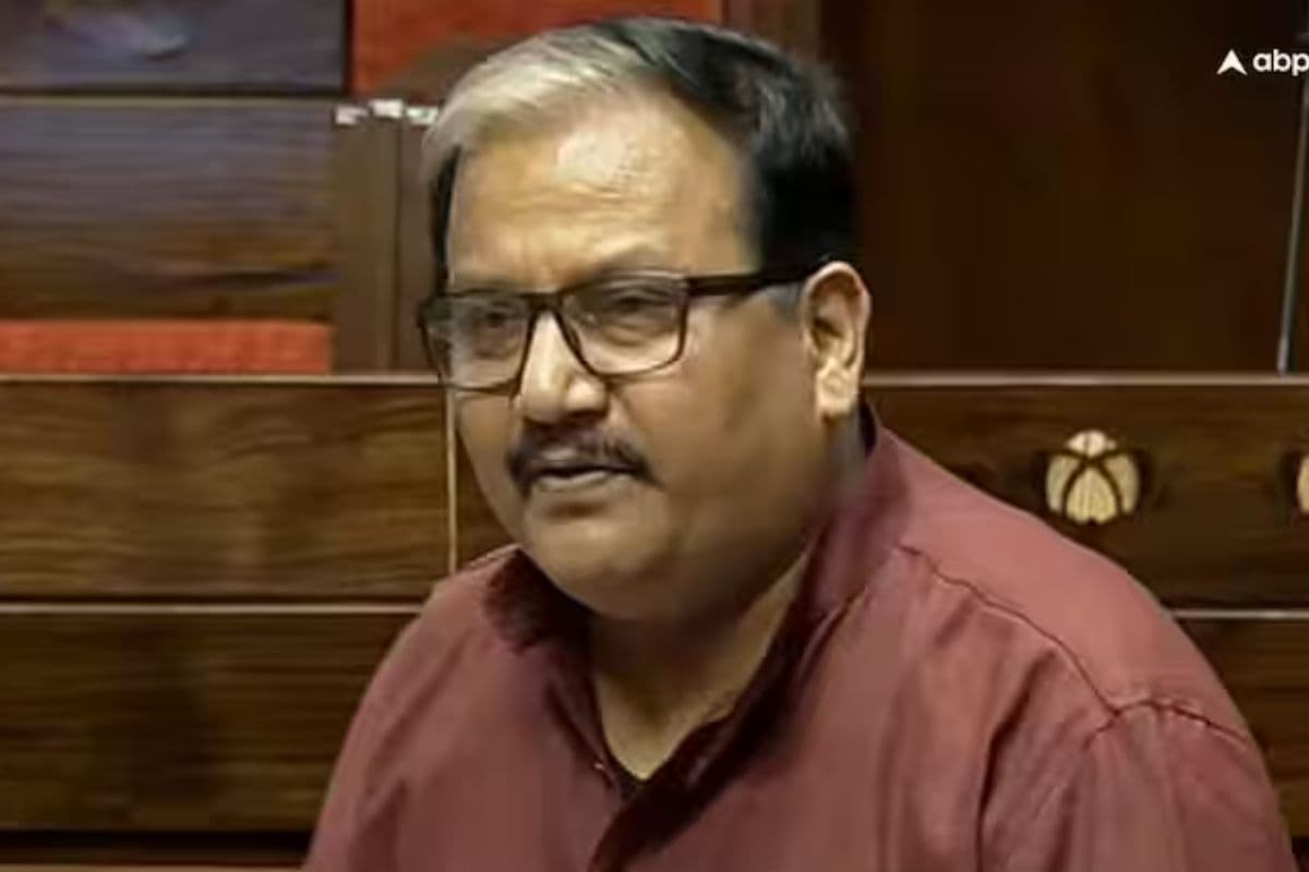 Bihar Politics: मनोज झा ने कहा- ट्रंप ने तिजारत की धौंस दिखा दी