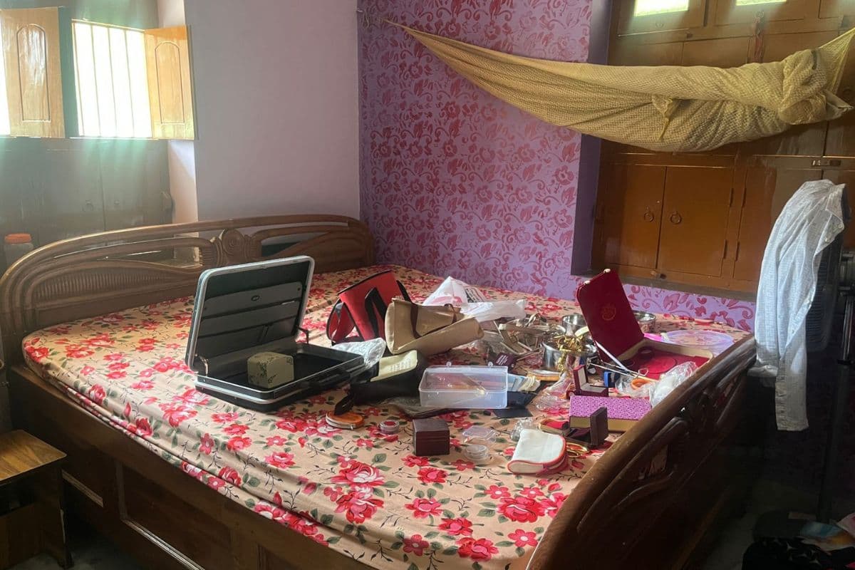 Bihar BJP: बिहार भाजपा नेता के घर 50 लाख की बड़ी चोरी, शादी समारोह में गए थे, जांच में जुटी पुलिस