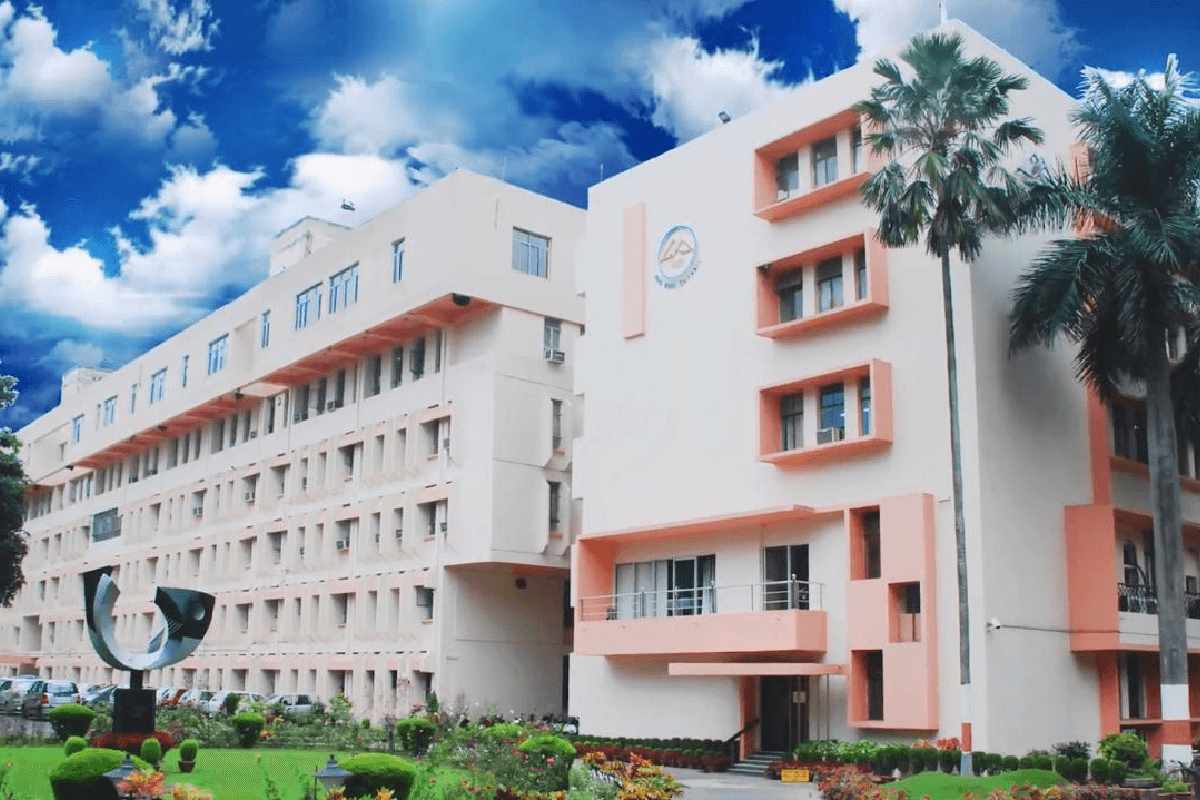 मेकॉन फुटबॉल टीम के लिए चाहिए योग्य कोच, इस दिन होगा डायरेक्ट इंटरव्यू