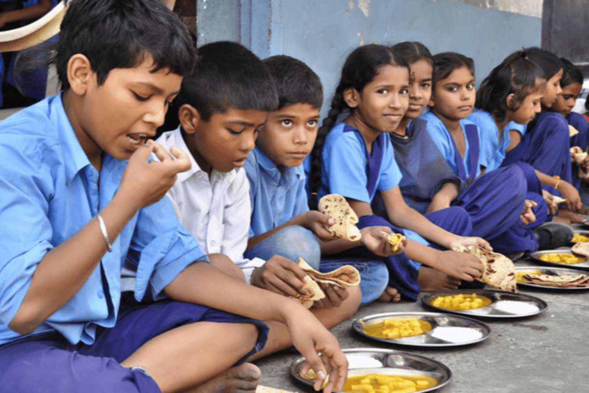 Mid day meal bihar school news
