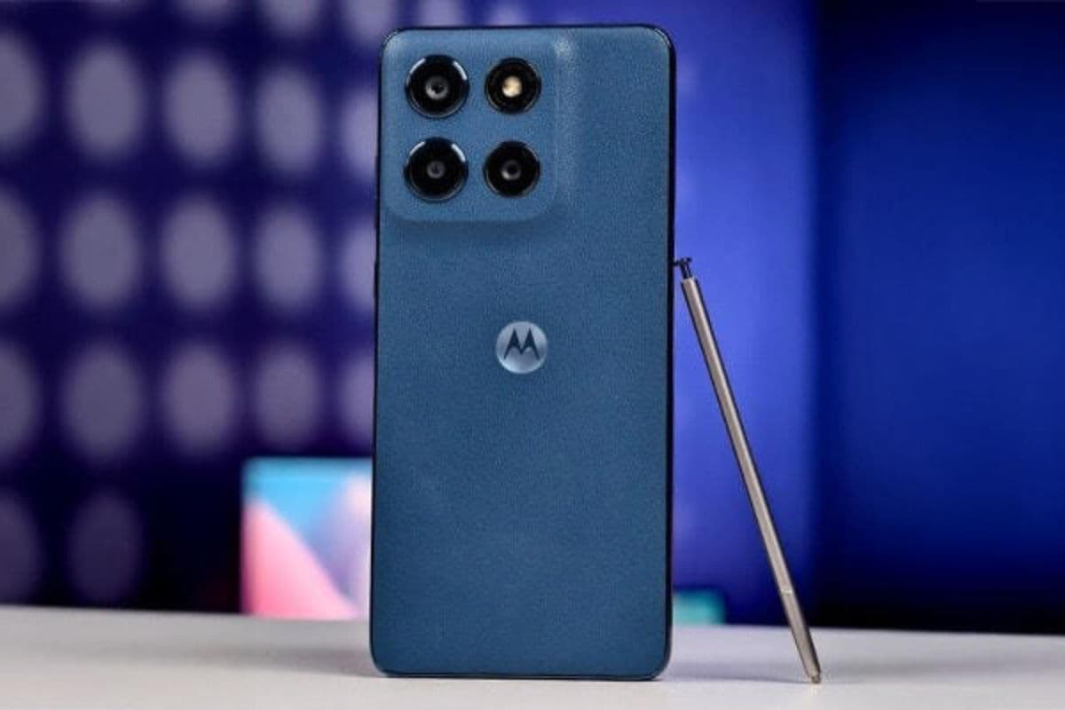 मात्र 711 रुपये की EMI पर मिल रहा Motorola Edge 60 Stylus को घर लाने का मौका, तुरंत कर लें बुक