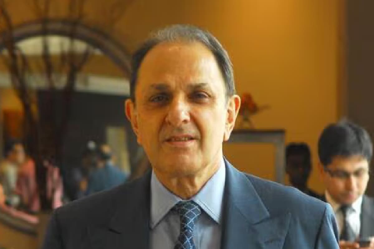 मिलिए, पाकिस्तान के संस्थापक जिन्ना के नाती से, जो भारत में टाटा-अंबानी को दे रहे टक्कर