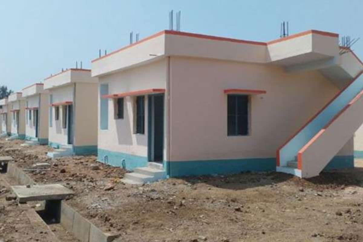 PM AWAS: बिहार के इस जिले में प्रधानमंत्री ग्रामीण आवास योजना ने बनाया रिकॉर्ड, 4 लाख लाभार्थियों को मिला घर