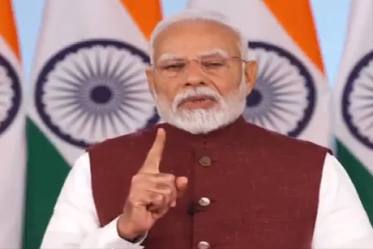 हमने पाकिस्तान के सीने में बसे आतंकियों के ठिकानों को खंडहर बना दिया: पीएम मोदी