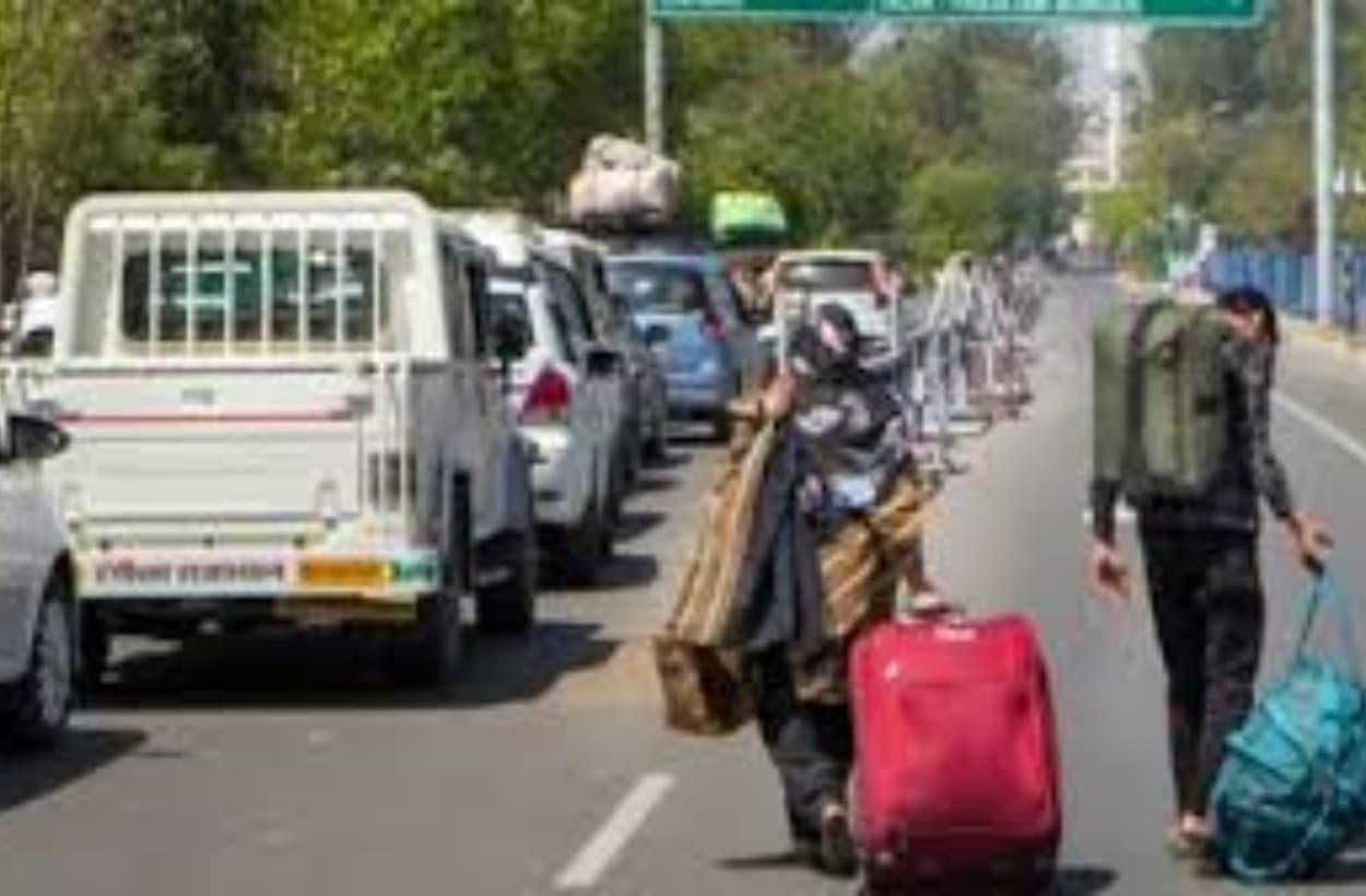 भारत में कुछ दिन और रह सकते हैं पाकिस्तानी, मोदी सरकार ने दे दी बड़ी राहत