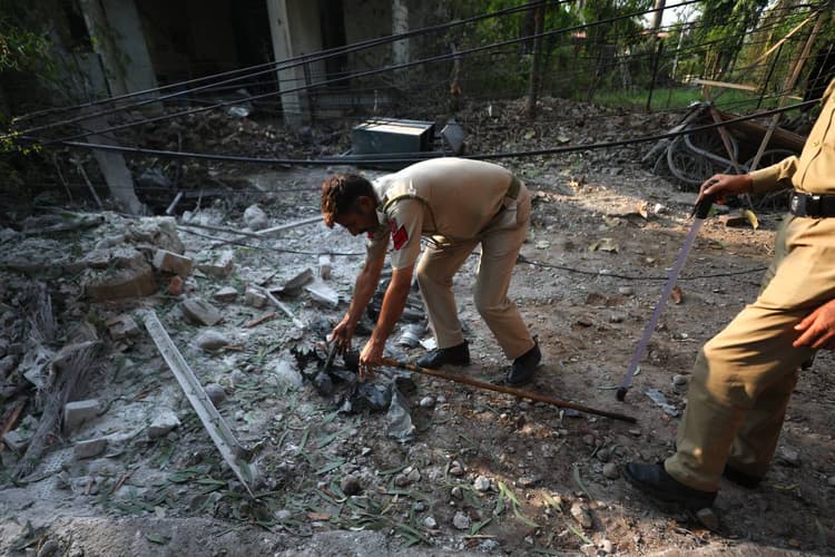 Pakistan Attack : पाकिस्तानी गोलाबारी में भारत के 5 लोगों की मौत