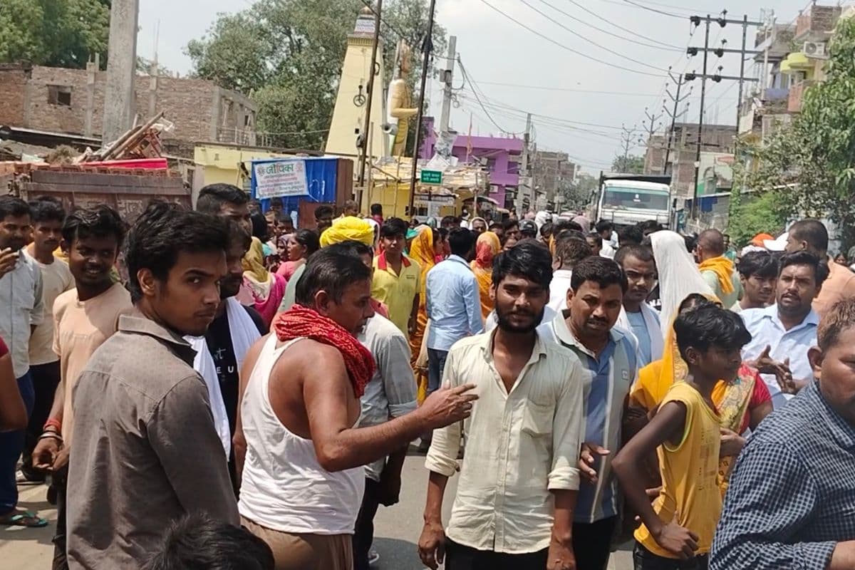 Patna: ईंट लदे ट्रैक्टर ने 9 लोगों को कुचला, बेटे के सामने पिता की गई जान