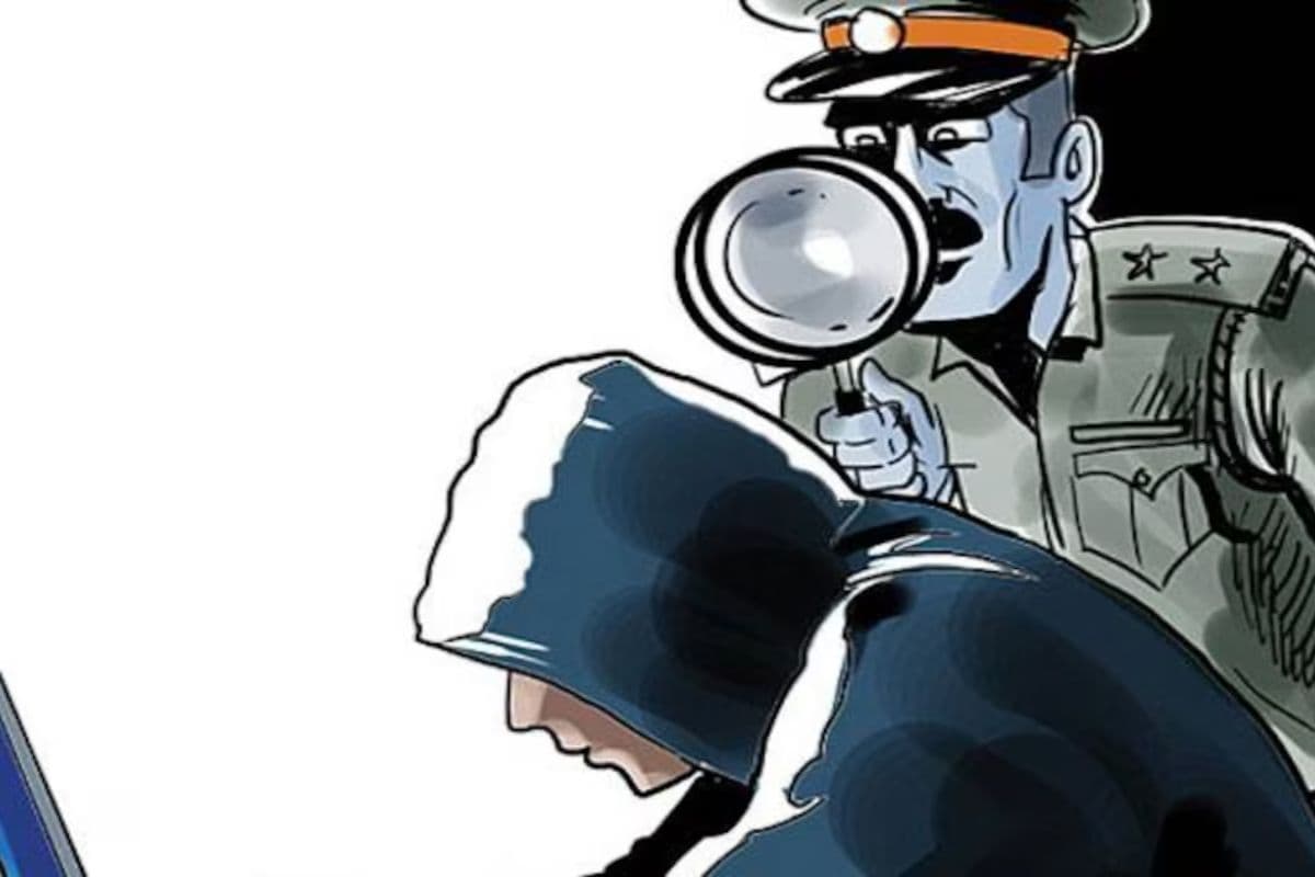 तुम्हारे अस्पताल पर रेड पड़ेगी! पटना में फर्जी IAS अधिकारी बनकर डॉक्टर से वसूली की कोशिश, दो गिरफ्तार