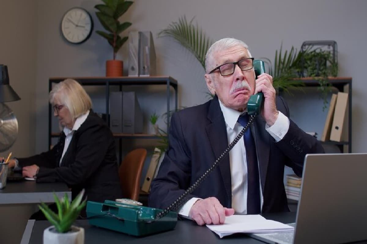 सरकारी कर्मचारी हुए बर्खास्त तो रिटायरमेंट का नहीं मिलेगा फायदा, बदल गया पेंशन नियम