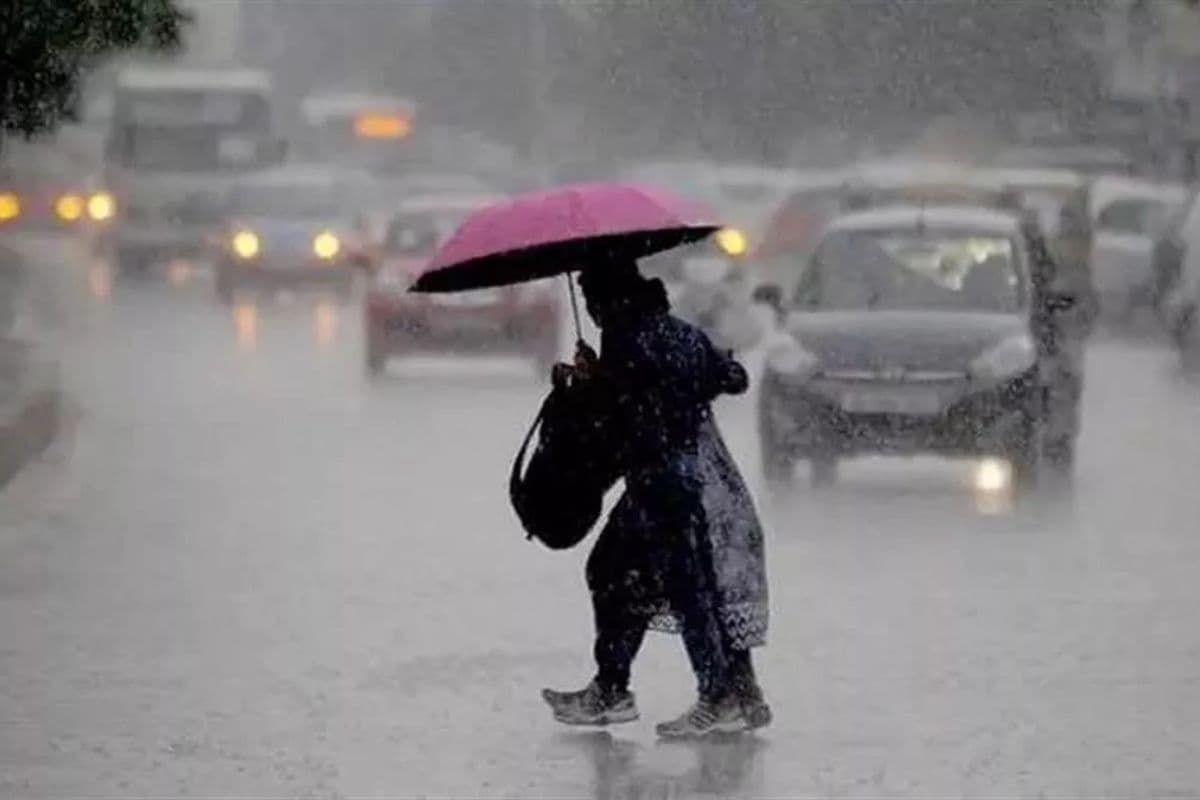 Bihar Rain Alert: बिहार के इन दो जिलों में आंधी-बारिश से मचेगा तांडव, मौसम विभाग ने जारी किया ऑरेंज अलर्ट