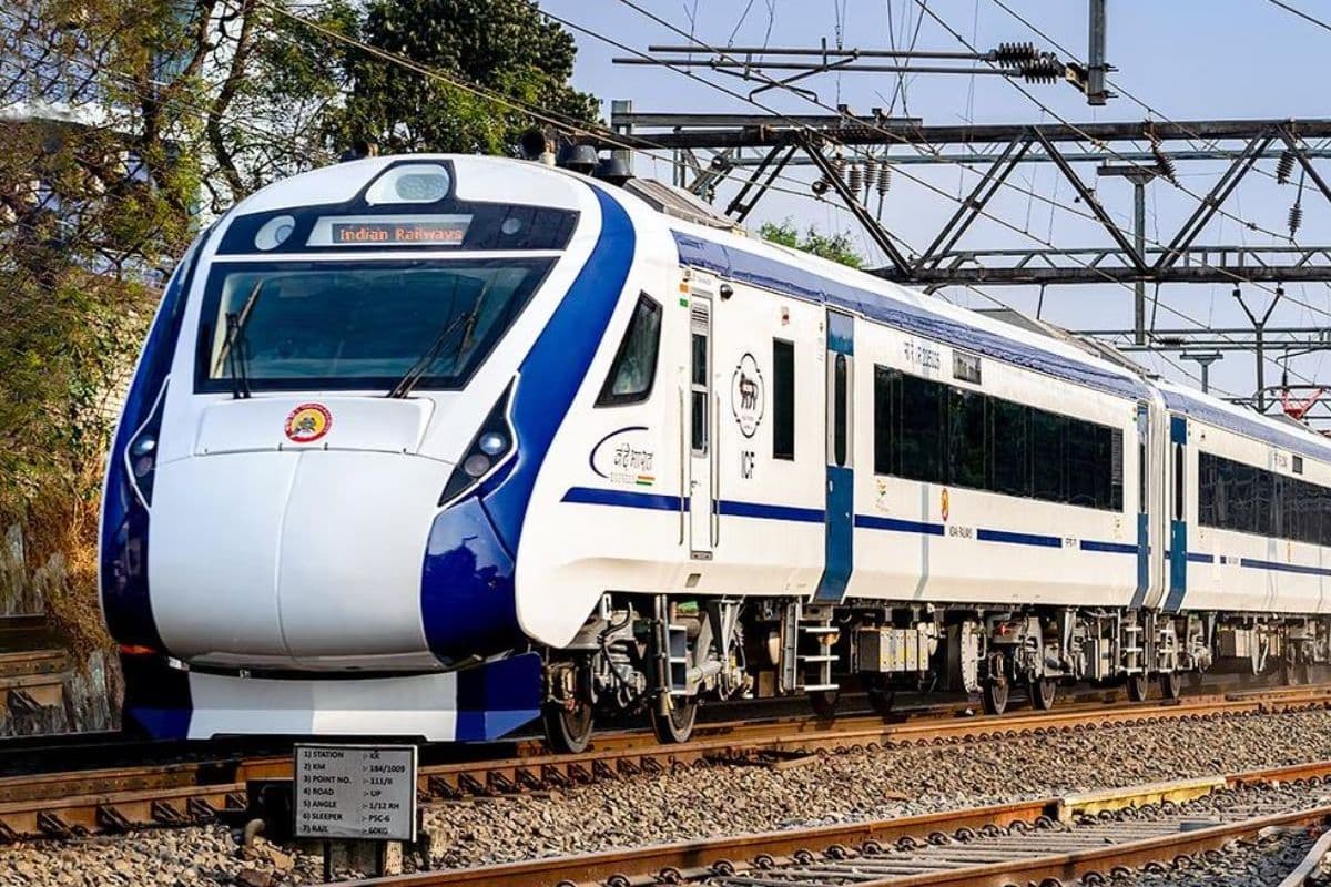 Vande Bharat: पटना-गोरखपुर वंदे भारत का इतना होगा किराया, रूट और टाइमिंग का भी हुआ खुलासा