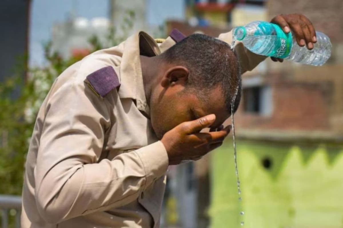 गोपालगंज में हीटवेव की चपेट में आये 20 से ज्यादा लोग, स्कूली बच्चे और बुजुर्ग हो रहे बीमार