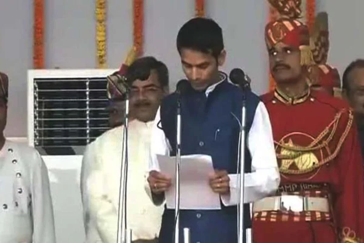 Tej Pratap Yadav: महज 27 साल की उम्र में कैबिनेट मंत्री बन गए थे तेज प्रताप, 2025 में इस सीट से लड़ना चाहते हैं चुनाव