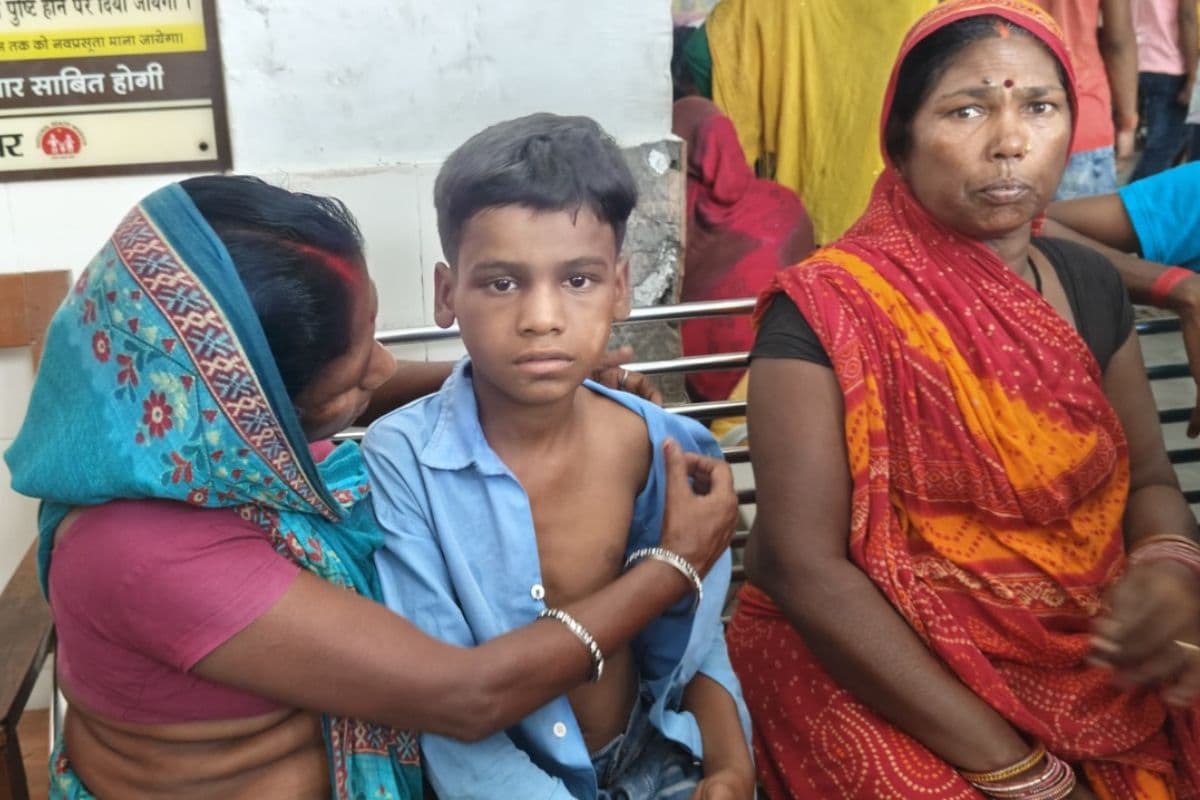 हमले में घायल मासूम