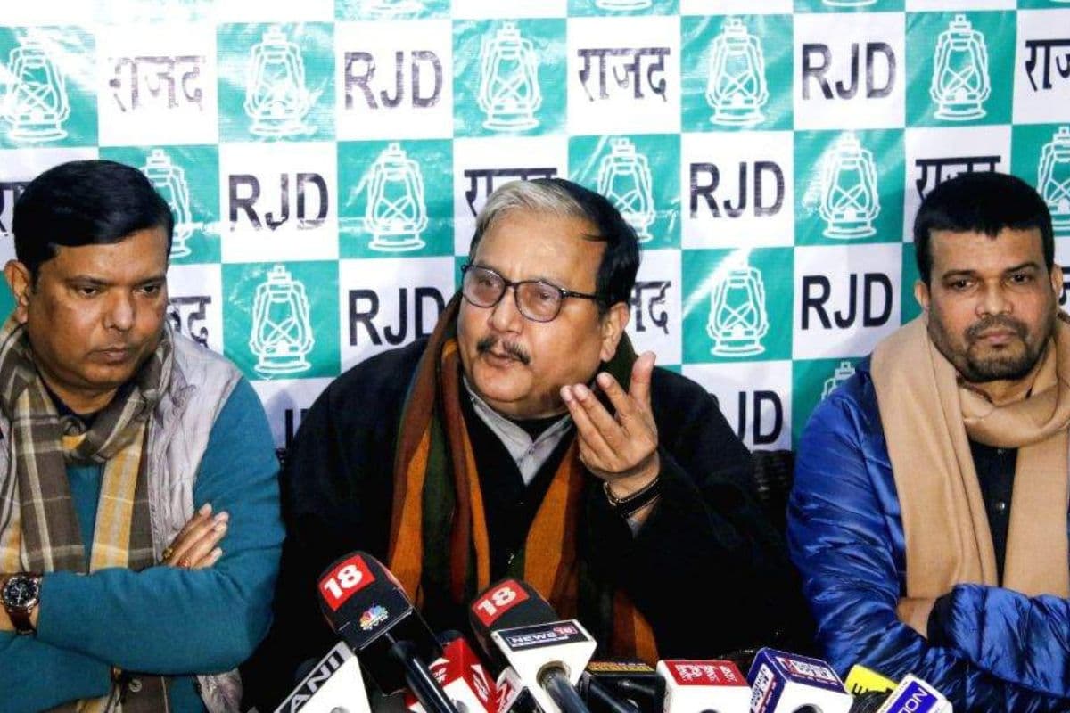 Operation Sindoor: 'ऑपरेशन सिंदूर' पर आरजेडी सांसद मनोज झा बड़ा बयान, जानिए उन्होंने क्या कहा?