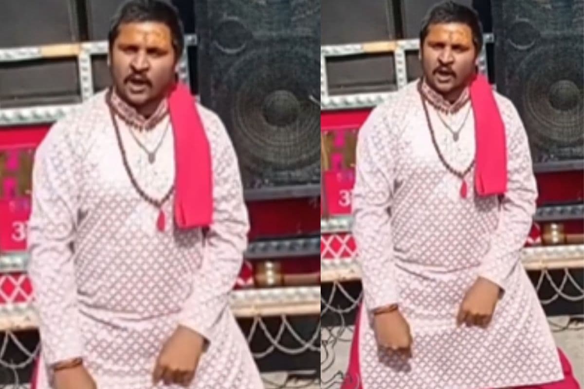 Viral Video: पंडित जी के ठुमके देख लोग हुए दीवाने, सोशल मीडिया पर वीडियो वायरल
