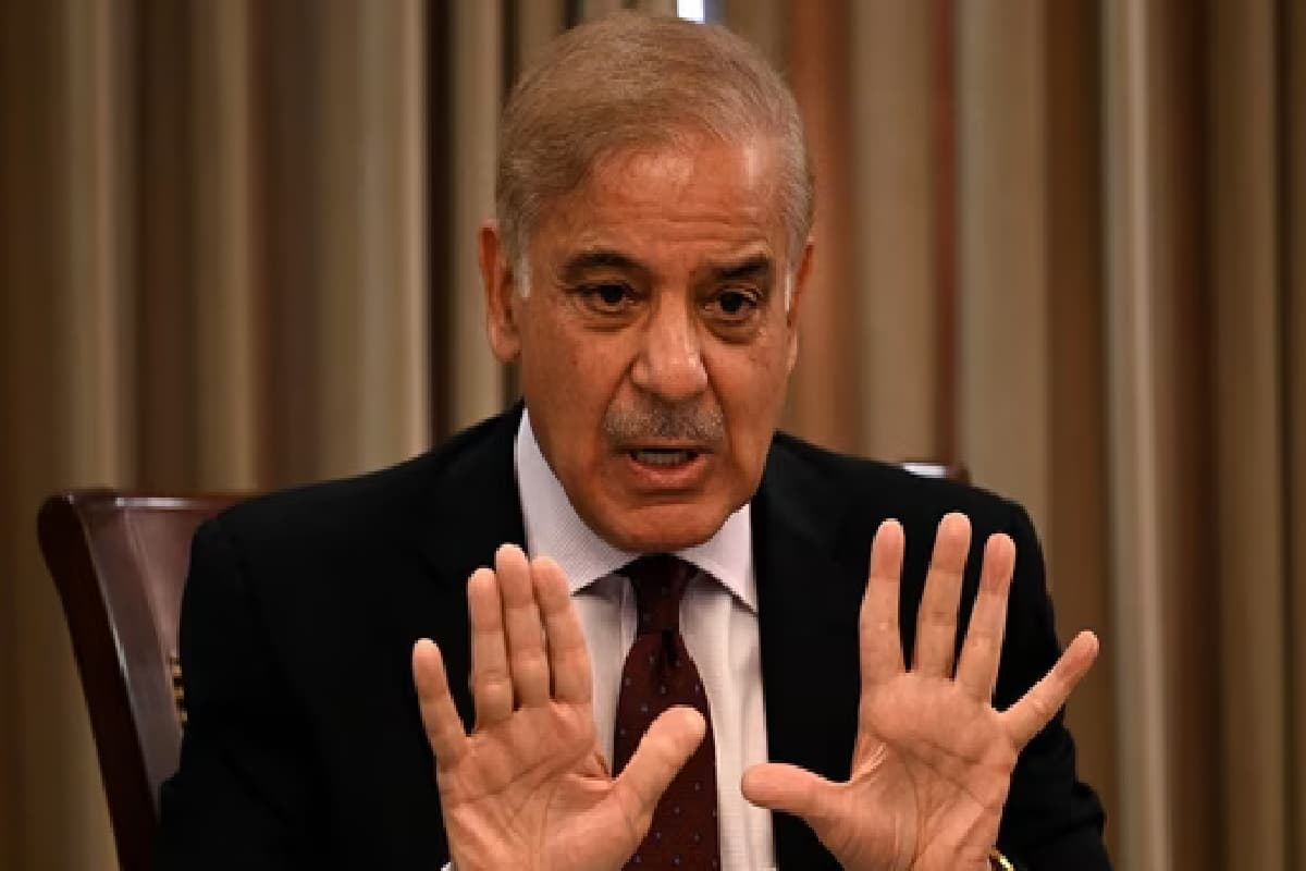 गिड़गिड़ाने लगा पाकिस्तान! भारत के सामने बात करने के लिए टेका घुटना