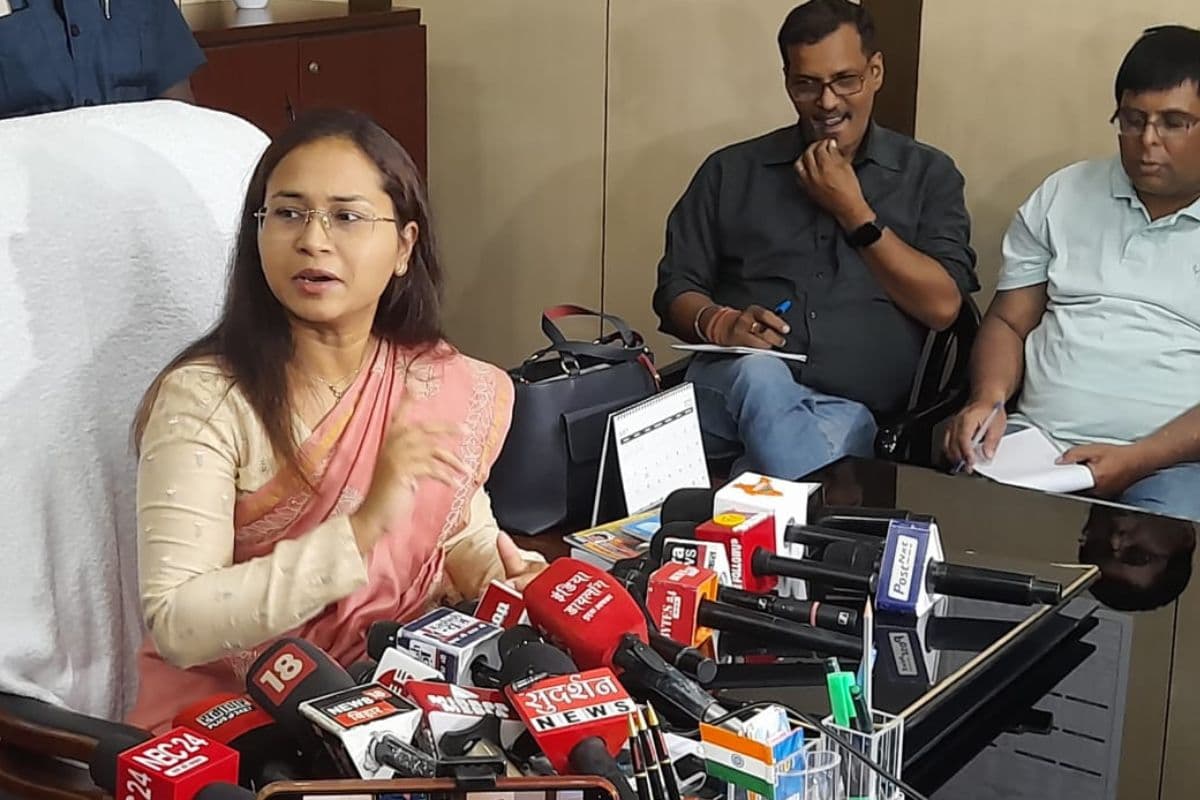 रांची में फिर शुरू होगी बेकन फैक्ट्री, मिलेट कैफे भी खुलेगा, तेलंगाना से लौटकर बोलीं कृषि मंत्री शिल्पी नेहा तिर्की