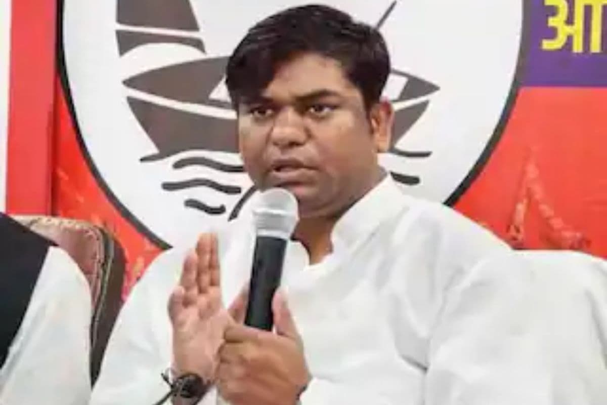 Bihar Politics: महागठबंधन की बैठक से पहले मुकेश सहनी के बयान ने लाया सियासी भूचाल ! सीएम फेस पर क्या बोल गए…
