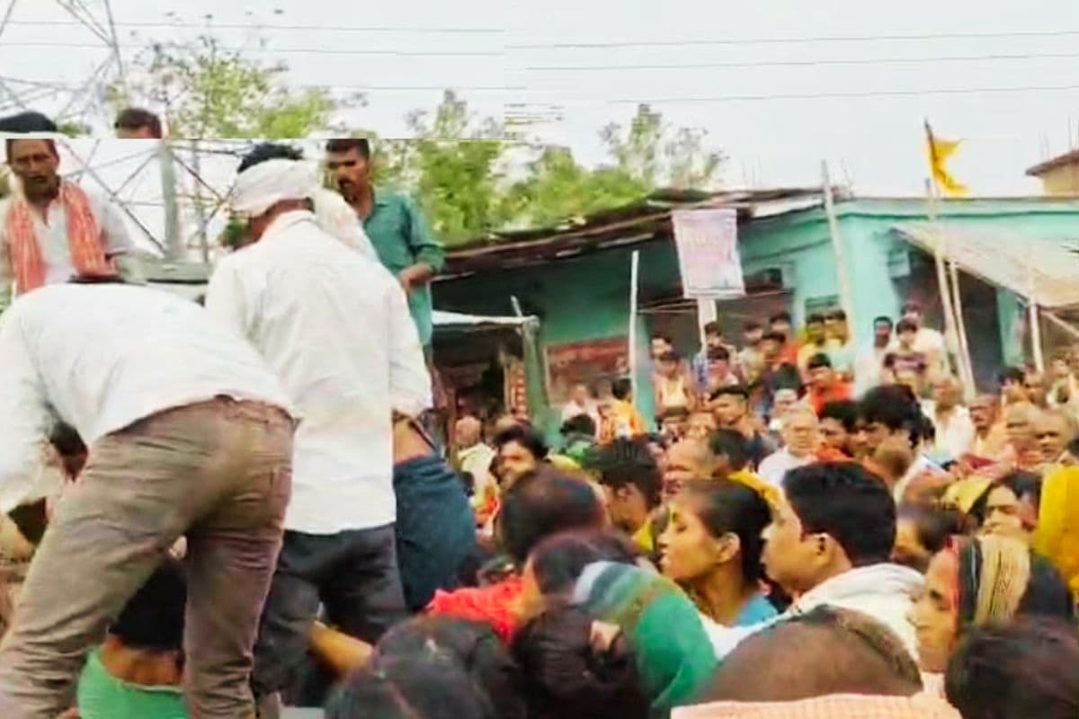 Crime News: देर रात अपराधियों का तांडव, किसान को गोलियों से किया छलनी, आक्रोशितों ने भयंकर काटा बवाल