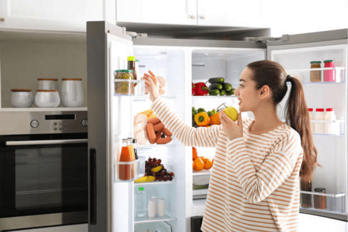 Foods That Should Not Be Refrigerated: इन चीजों को भूलकर भी न रखें फ्रिज में, बन सकती हैं मौत की वजह