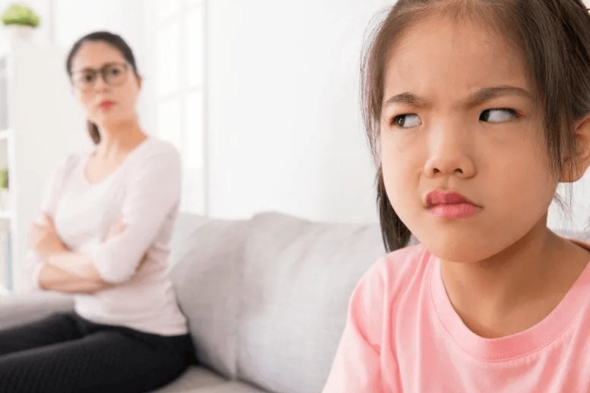 Parenting Tips: आपका बच्चा हमेशा झूठ बोलता है? जानिए इसका समाधान