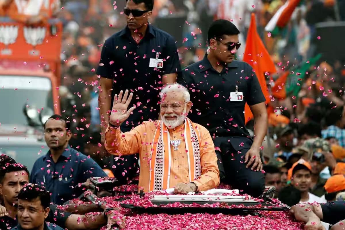 PM Modi Bihar Visit: पटना में फिर होगा पीएम मोदी का शानदार रोड शो, जगह-जगह होगी फूलों की बारिश, महिलाएं उतारेंगी आरती 