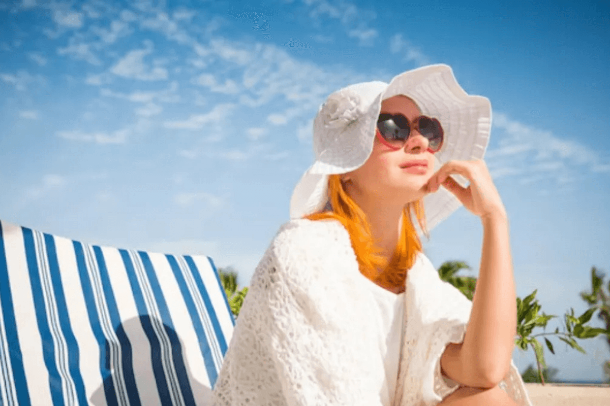 Summer Health Tips: गर्मी का कहर शुरू, बाहर निकलने से पहले ये जरूरी चीज बिल्कुल न भूलें