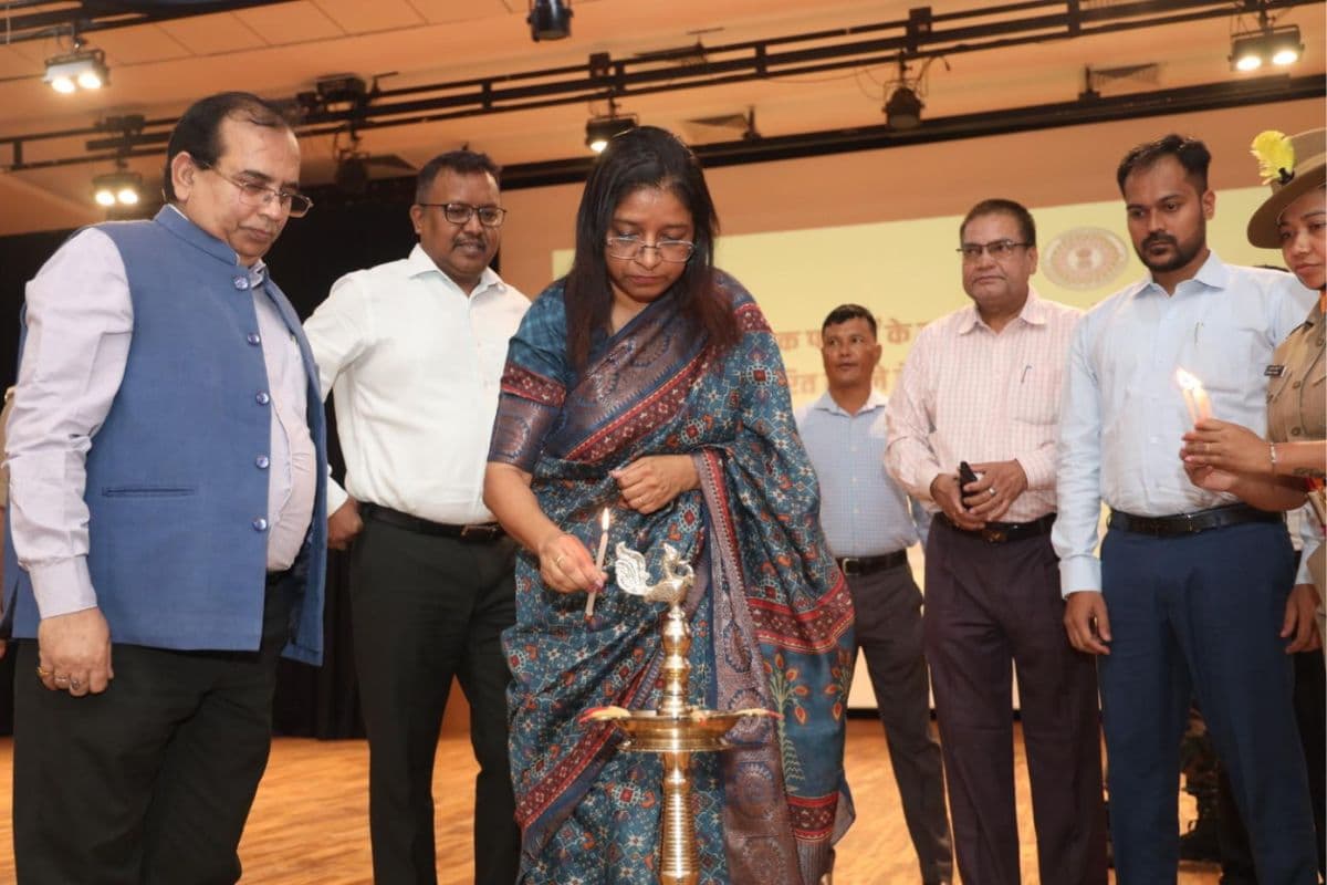 झारखंड में नशे पर नकेल के लिए तैयार हो रहे मास्टर ट्रेनर, गृह सचिव वंदना दादेल ने किया प्रशिक्षण कार्यक्रम का उद्घाटन