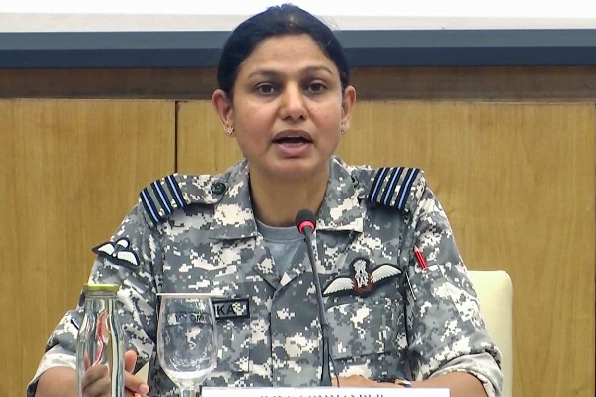 Vyomika Singh Husband: लखनऊ की बेटी हरियाणा की बहु… जानें कौन हैं विंग कमांडर व्योमिका सिंह के पति