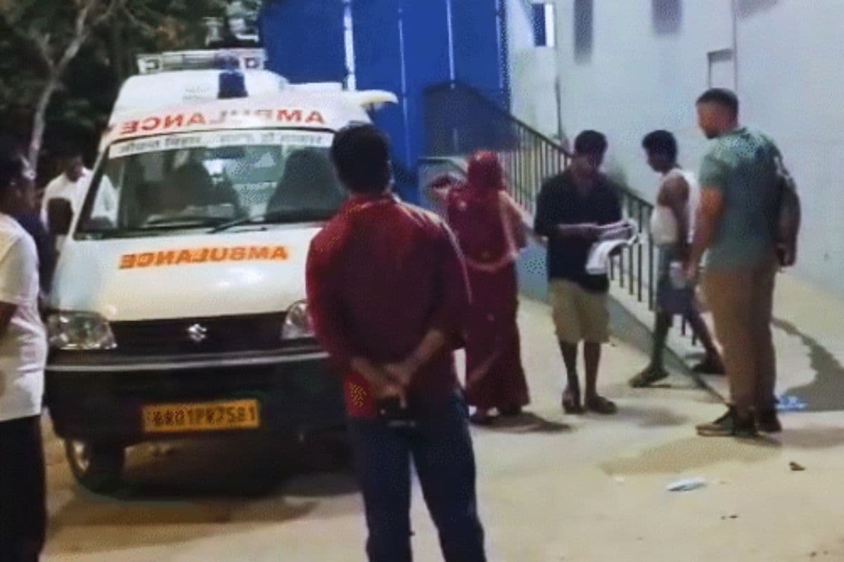 दिल्ली कोर्ट के आदेश पर बिहार में कब्र से निकाला गया नवजात का शव, DNA टेस्ट से खुलेगा दुष्कर्म का सच