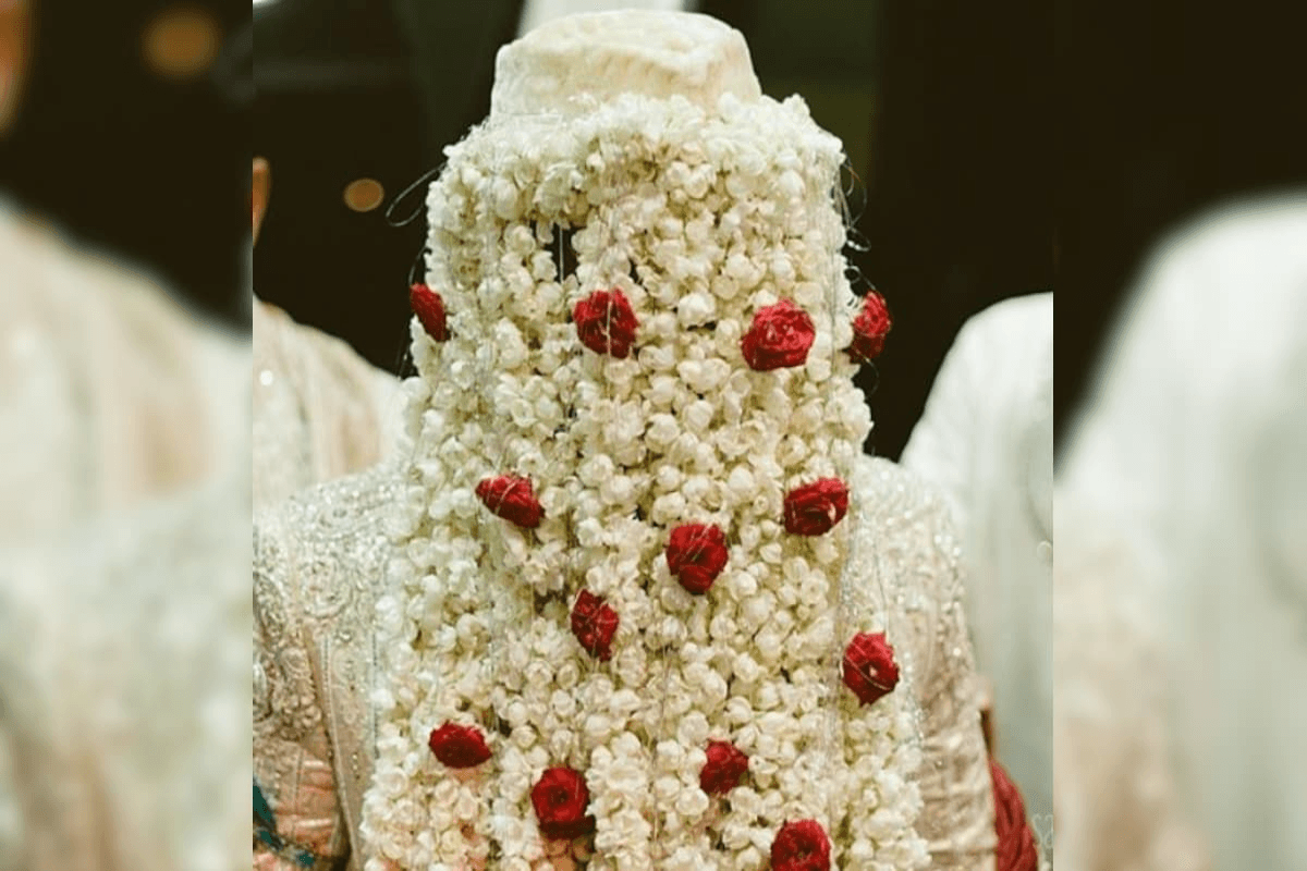 जूता चुराई में दूल्हे की साली का पकड़ा गया हाथ, हुआ बवाल, बिना दुल्हन ही लौट गई बारात