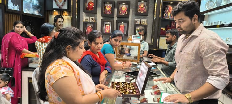 Akshay Tritiya: गिरिडीह में श्रद्धापूर्वक मनायी गयी अक्षय तृतीया