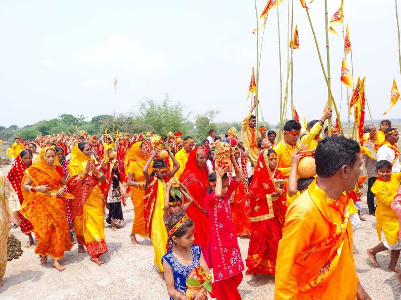 सारठ में प्राण-प्रतिष्ठा को लेकर निकाली भव्य कलश शोभा यात्रा