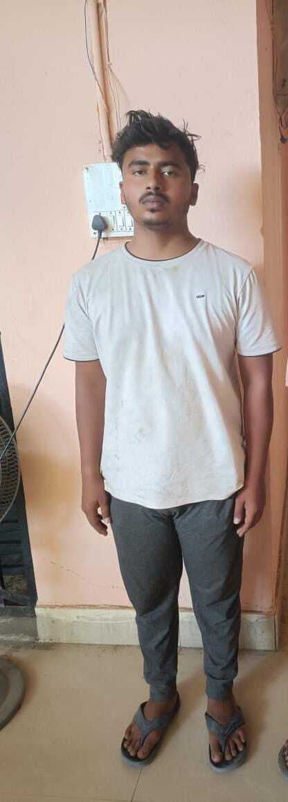 शहर में झोंपड़ी से मिली 50 लीटर शराब, दो धंधेबाज गिरफ्तार