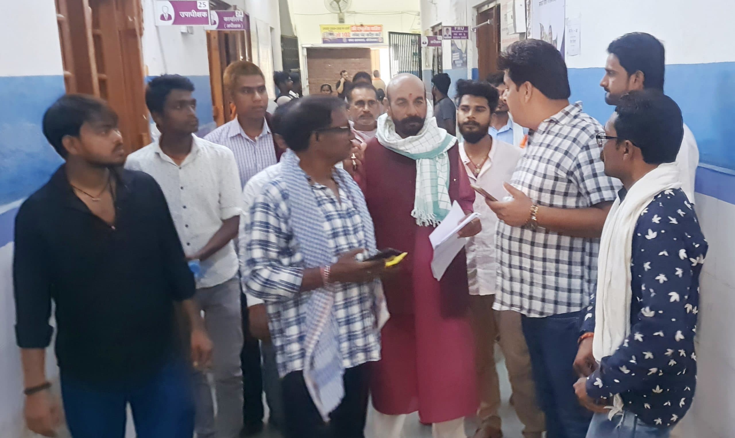 दुर्घटना में घायल युवक ने तोड़ा दम, घर में मातम का माहौल