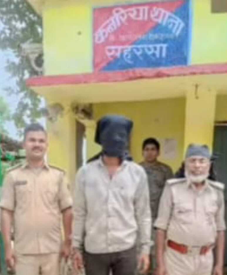 हथियार लहरा कर वीडियो सोशल मीडिया पर अपलोड करना युवक को पड़ा महंगा, एक गिरफ्तार