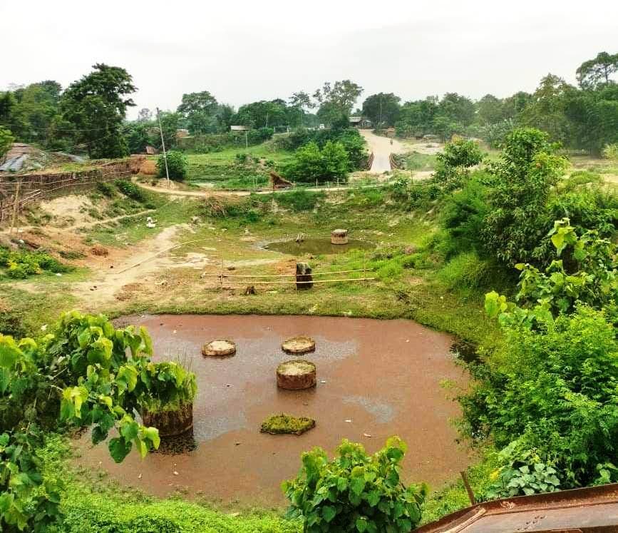 तिलयुगा नदी पर पुल निर्माण नहीं होने से लोगों में आक्रोश, डायवर्सन के सहारे होता है आवागमन