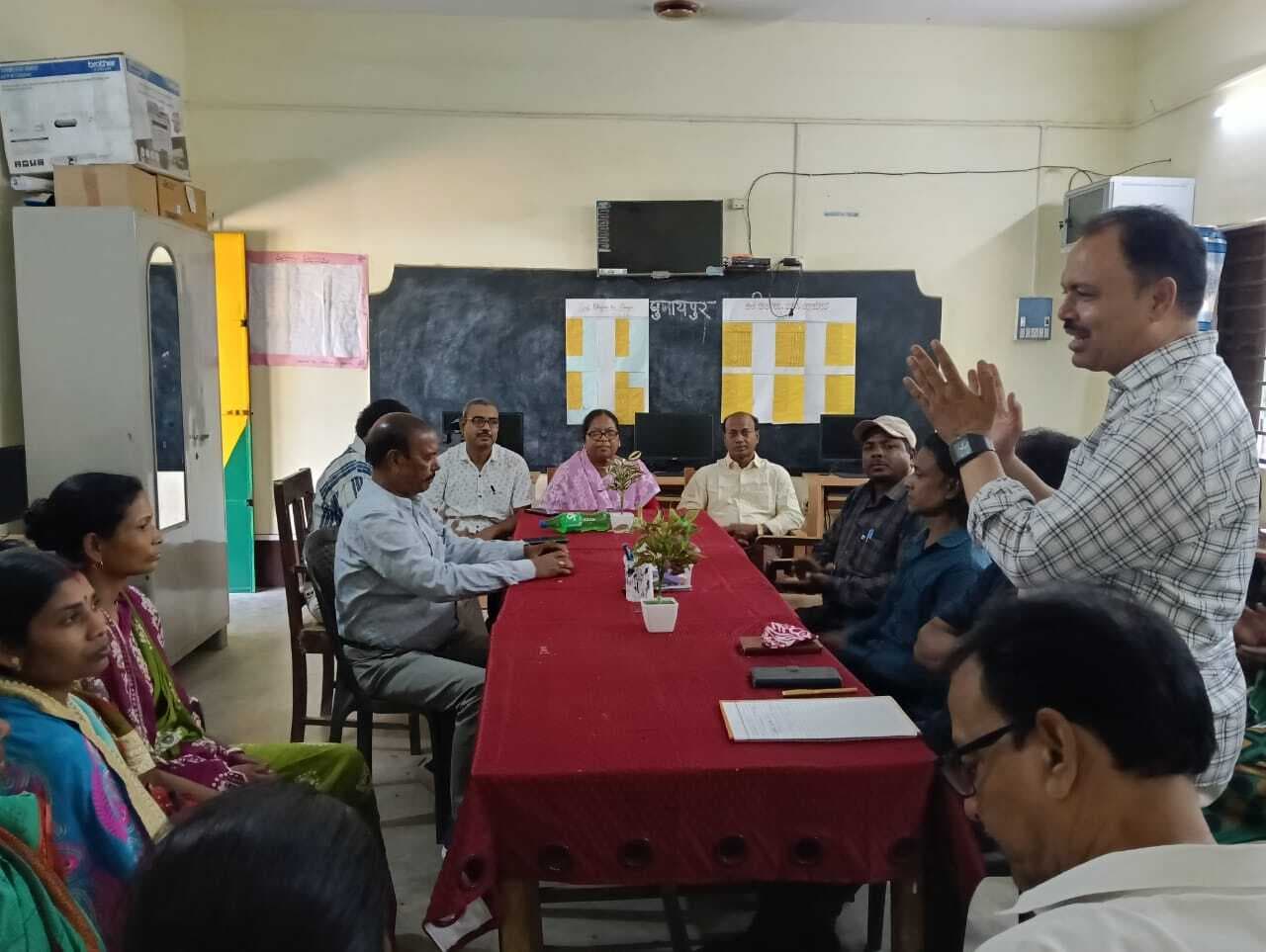 केएमएस रघुनाथपुर में भाषा का शिक्षक पदस्थापित करने की उठी मांग